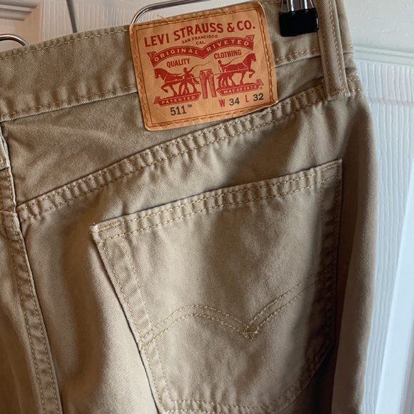 Levi's Other - Beige Khaki Levi’s 511s W34 L32